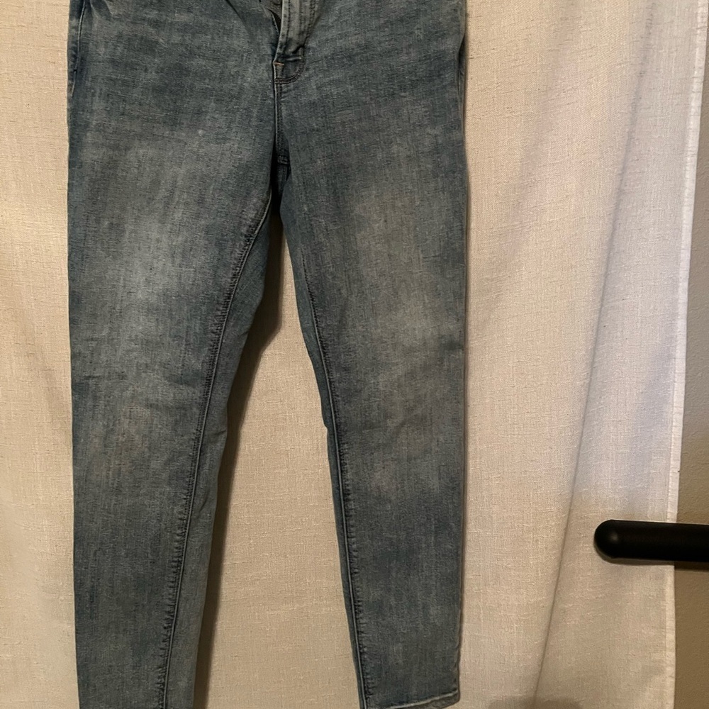 Old Navy Classic Women's Skinny Jeans - Light Blue Size 10 Short